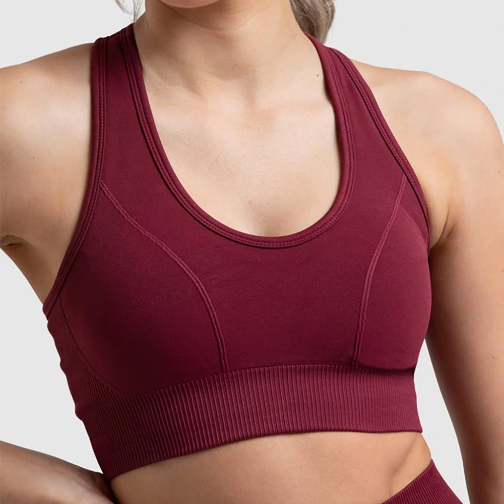 PilatesCoree Seamless Fitness Bra Set with Peach Hip Pants – Stretchable Long Sleeve Pilates Outfit