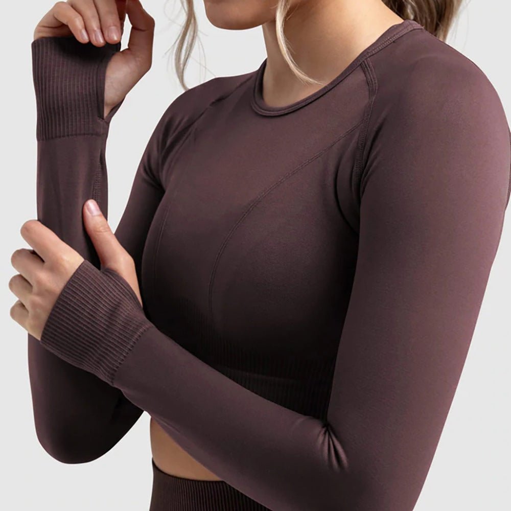 PilatesCoree Seamless Fitness Bra Set with Peach Hip Pants – Stretchable Long Sleeve Pilates Outfit
