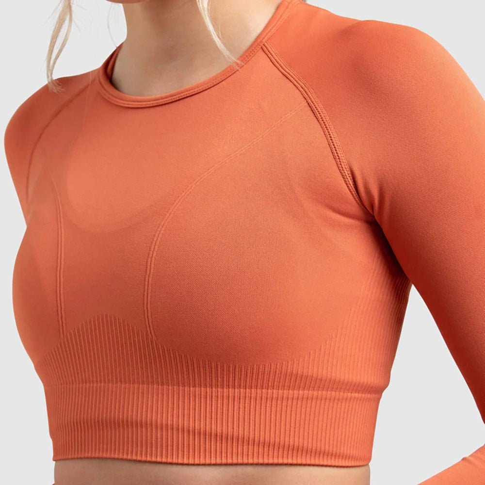 PilatesCoree Seamless Fitness Bra Set with Peach Hip Pants – Stretchable Long Sleeve Pilates Outfit
